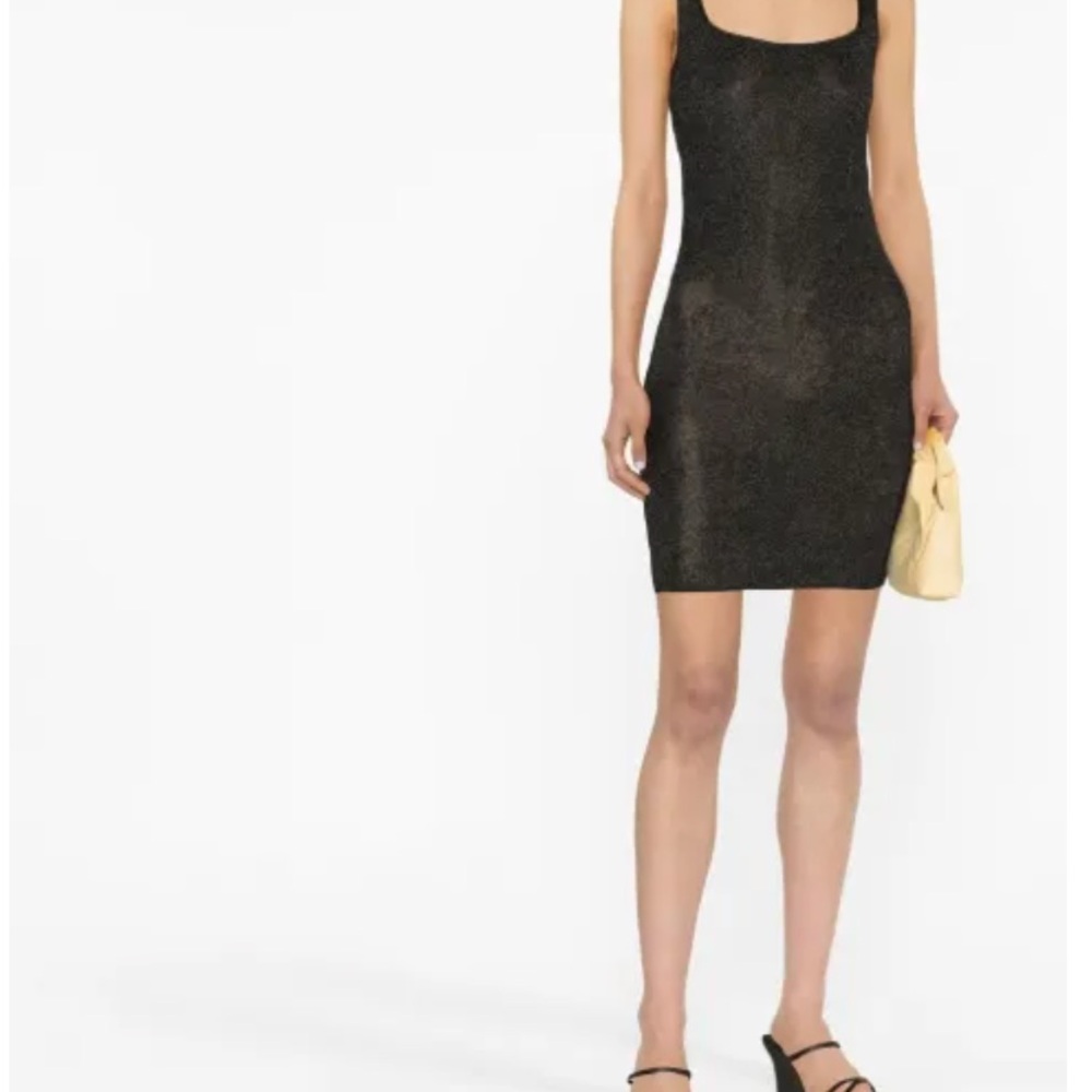 St. Agni Shimmering Black Attire